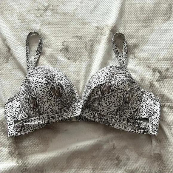 Coco Reef Diamond Head Wrap Underwire Bikini Top Size 40/42D - Picture 6 of 8